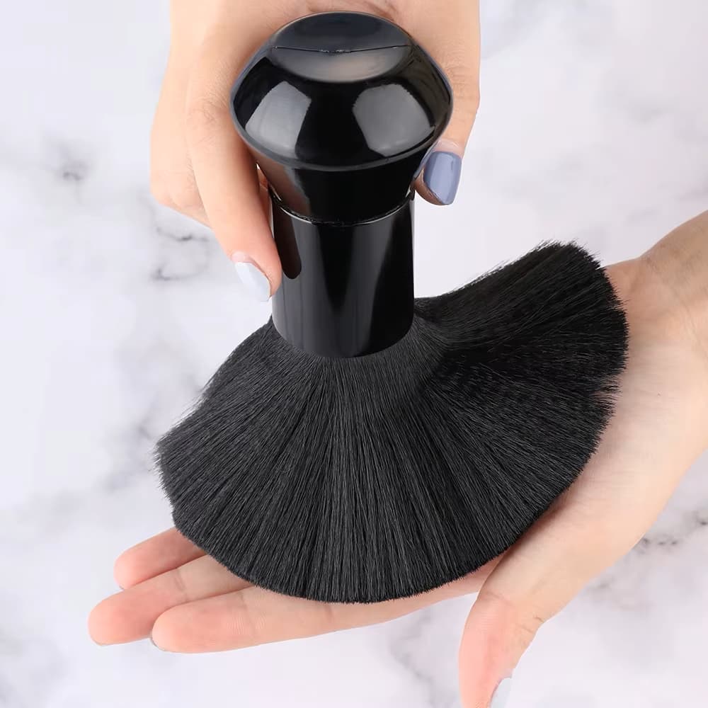 Espanador Bolinha Profissional Barbeiro e Cabeleireiro Preto