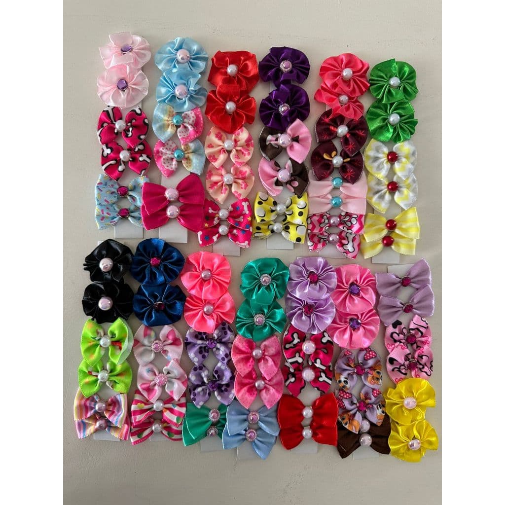 Kit 80 Laços Pet Lacinhos Variados de Cetim Cachorro Fêmea Acessórios Fofos PetShop Banho e Tosa