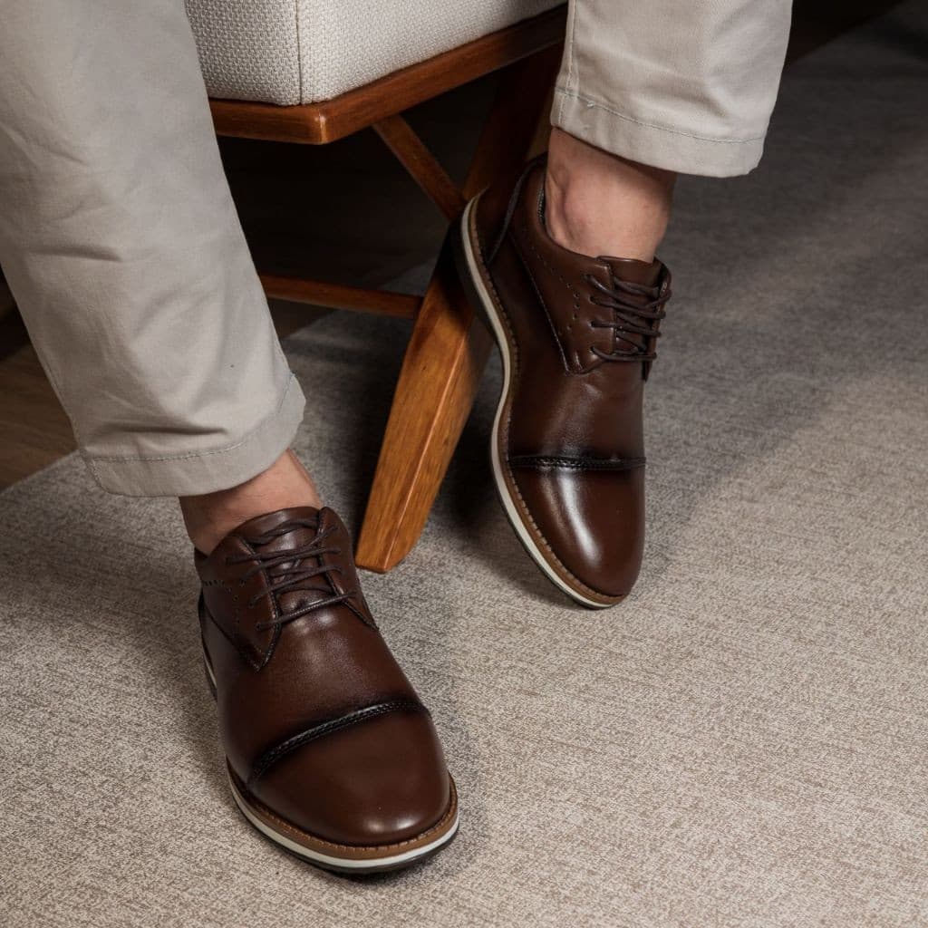 Sapato Masculino Oxford Santiago Confortável Sapato Masculino Social Brogue Estilo Moderno Dia dos Pais